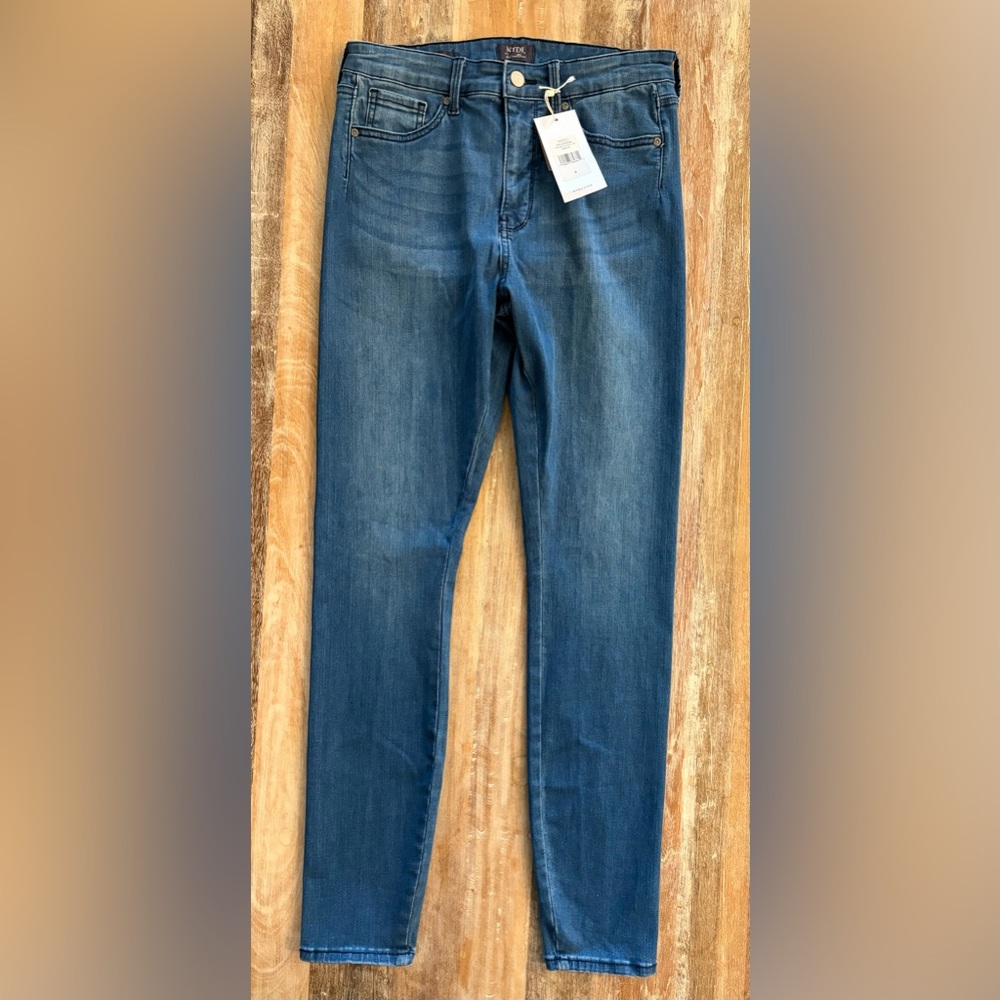 NYDJ Women's Ami Skinny Long Jeans in Amour Medium Blue Wash, Size 8 Long - Picture 10 of 16